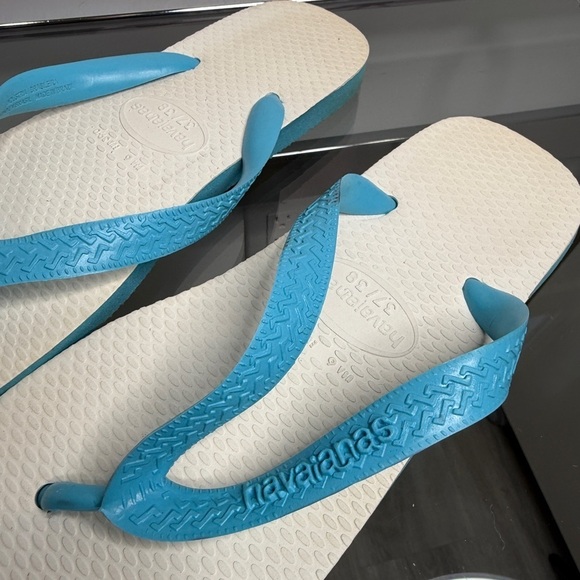 Havaianas White Blue Women's Slippers (6) - Picture 2 of 4